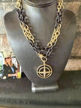 Freida Rothman Gorgeous Lumi Chunky Compass Pendant Necklace